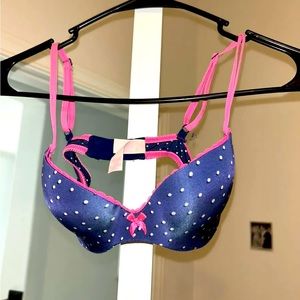 32b Victoria Secret push-up bra💙💕🤍
